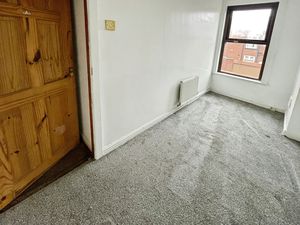 Bedroom- click for photo gallery